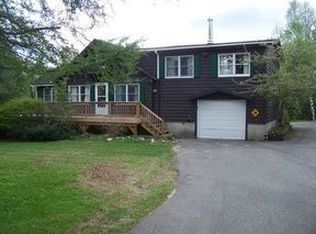 221 Long Ridge Rd, Burlington, ME 04417