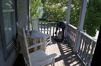 4th image of 207 Milton Ave
