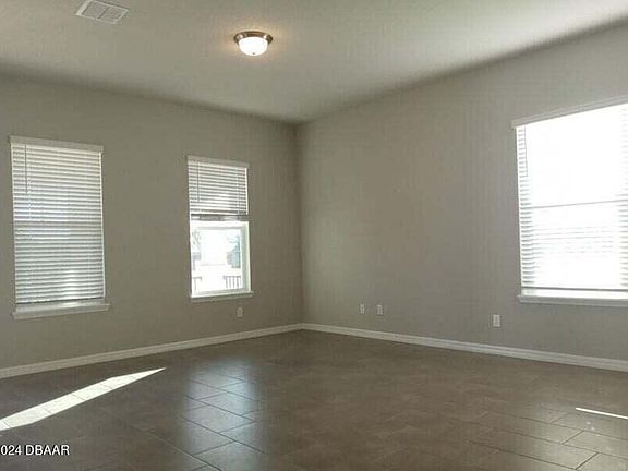 4th image of 406 Venetian Palms Blvd
