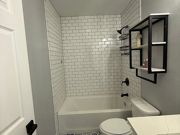 5th image of 3817 S Lance B Cir
