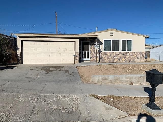 1st image of 909 Kelly Dr