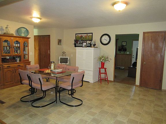 4th image of 638 N County Road 475 E