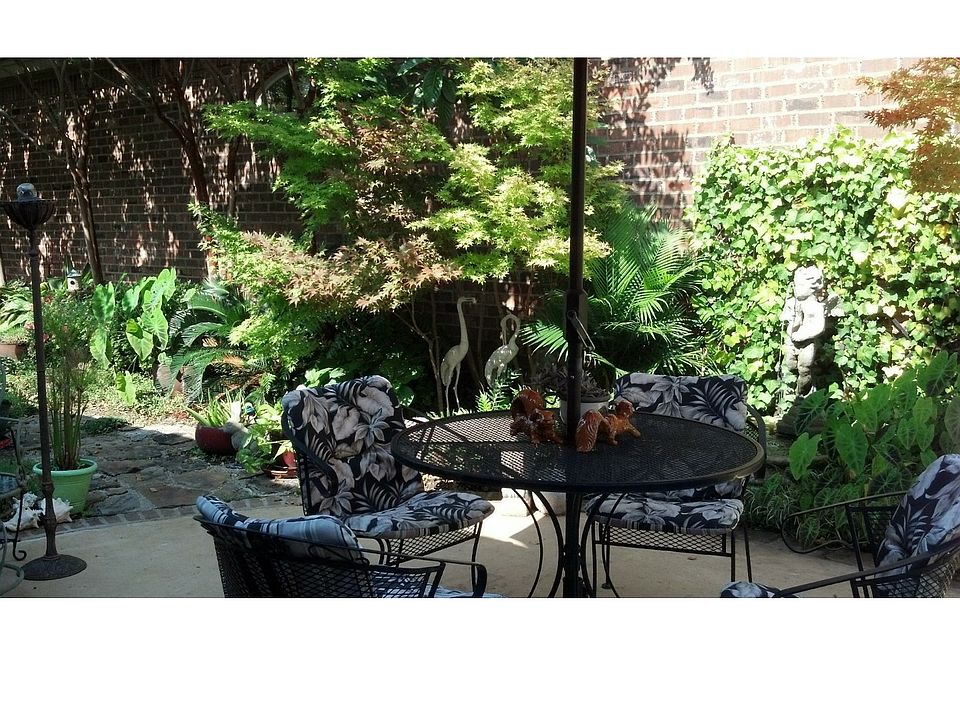 2nd image of 2905 Asphodel Dr