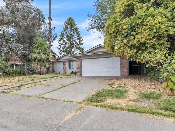 3rd image of 5890 Hollyhurst Way