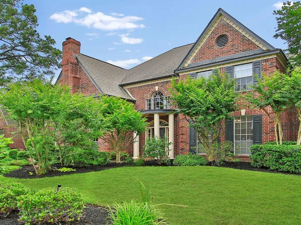 7711 Oxfordshire Dr, Spring, TX 77379