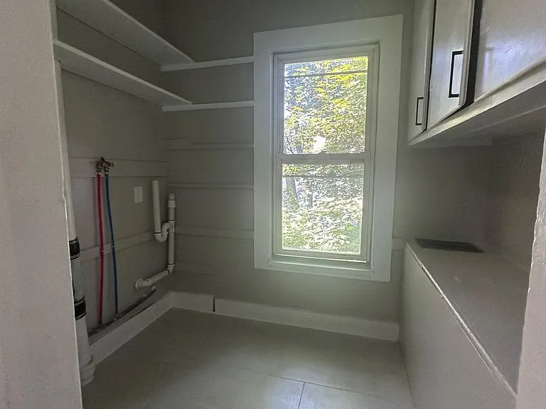 47 Hart St — Photo 6