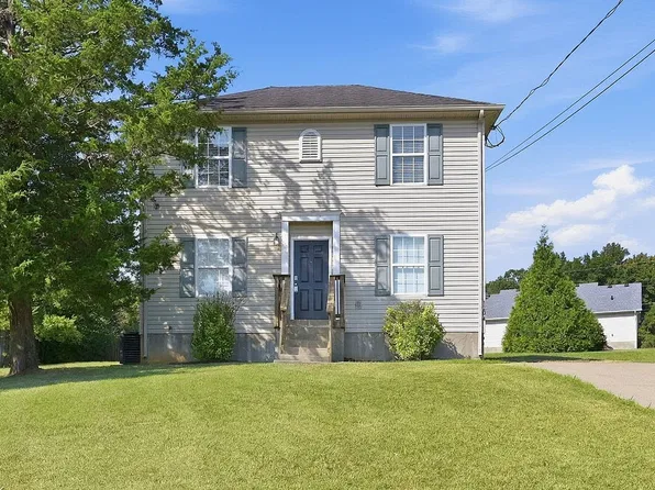 1204 Smalls Ct, La Vergne, TN 37086