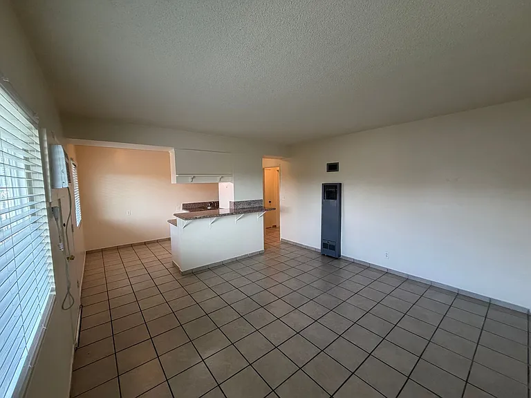 11614 Bellflower Blvd — Photo 7