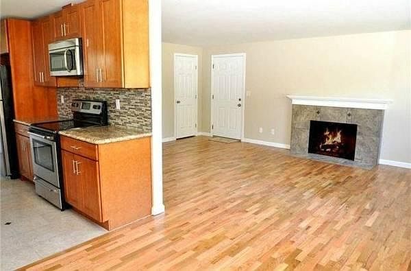 2nd image of 2519 SW 109th St