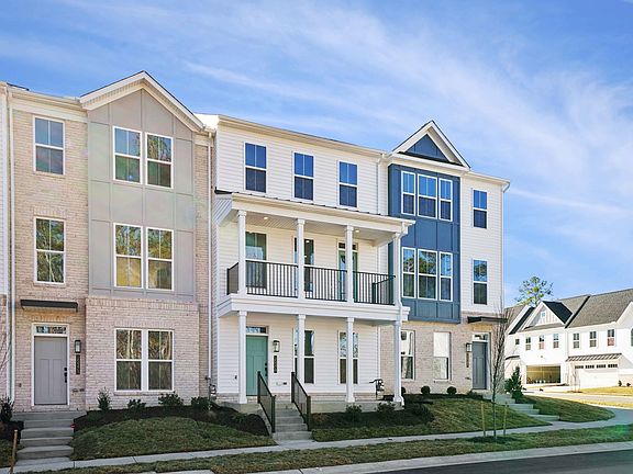 Richmond 2044 A Exterior