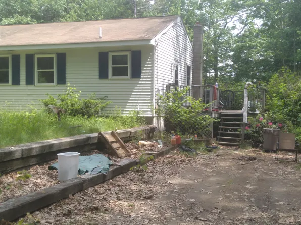 11 Palace Drive, Sanford, ME 04073