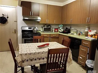 Sold by Winzone Realty Inc