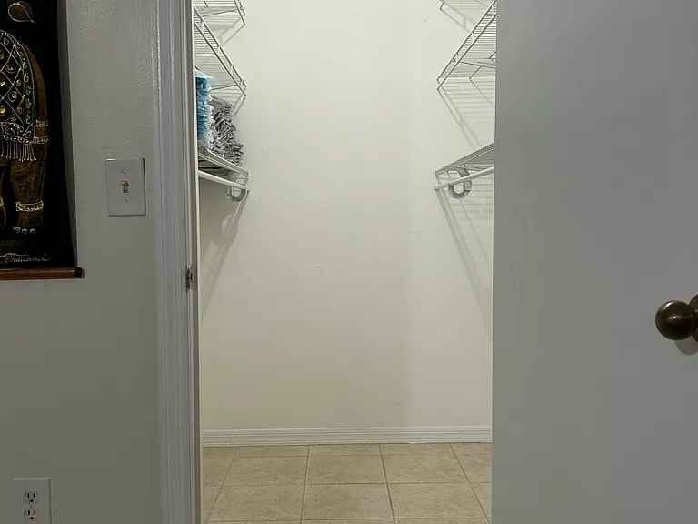 8233 Cypress Lake Dr — Photo 13