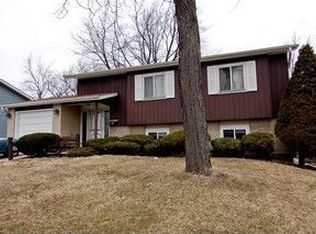 706 Nolan Ave, Glendale Heights, IL 60139