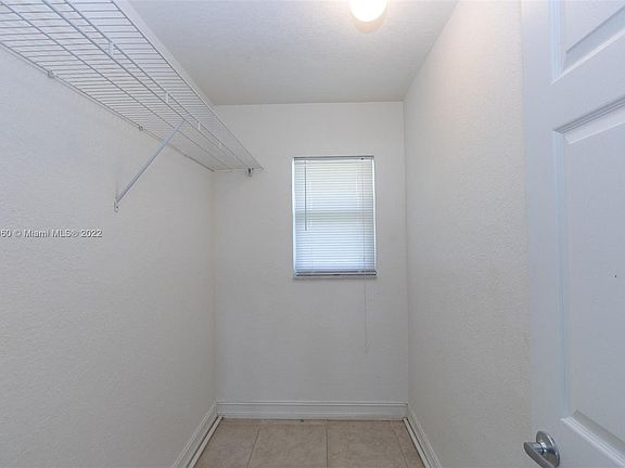 5th image of 3260 NE 19th Ave APT 16