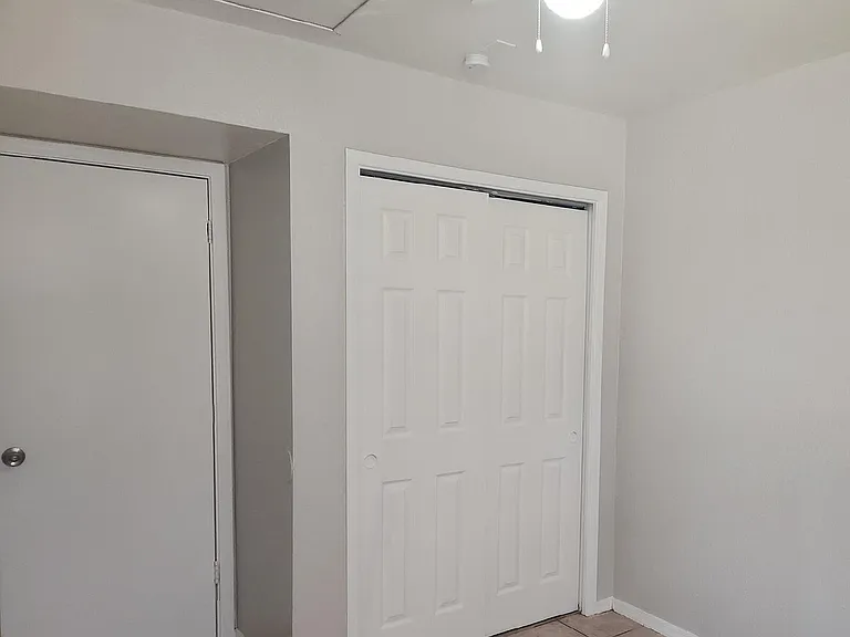 147 W Inglewood St #2 — Photo 8