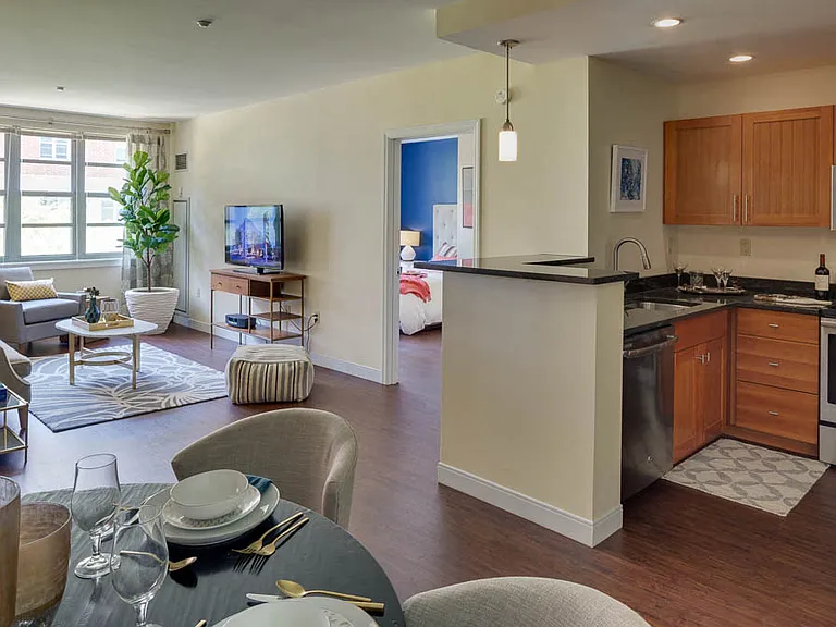 Station Landing Apartments — Photo 10