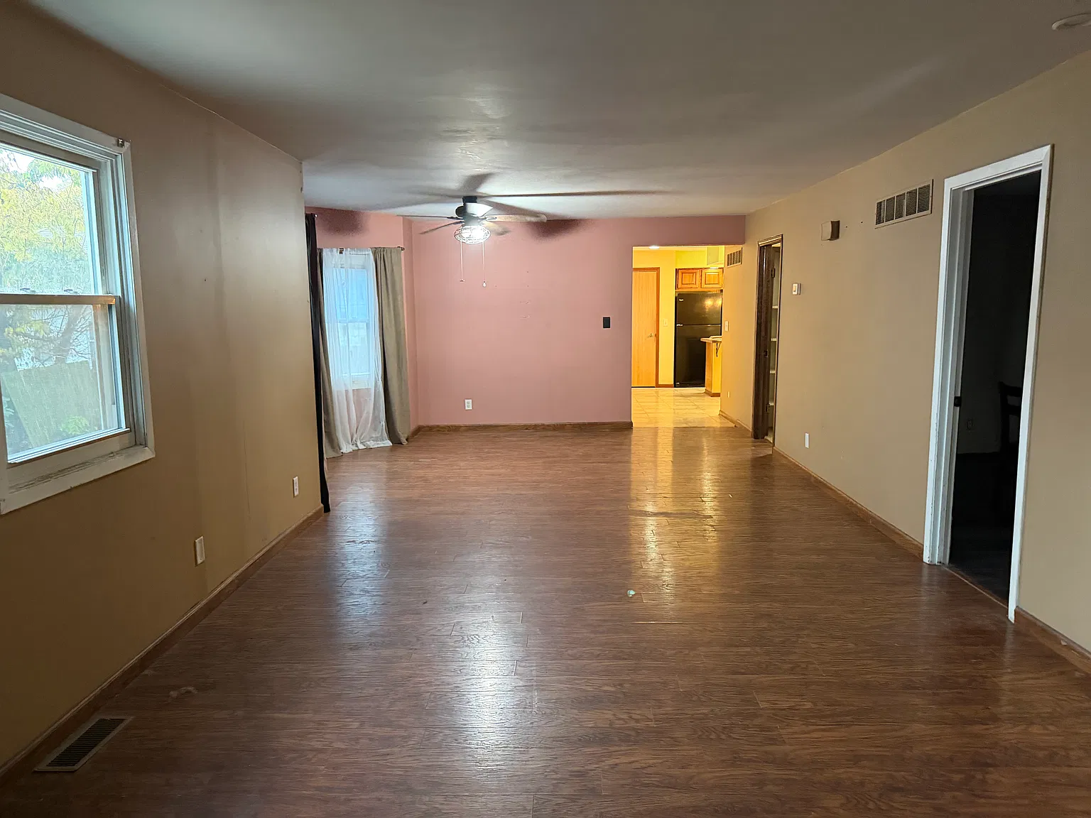 2 bed, 1184 sqft, $1,200 — Photo 3