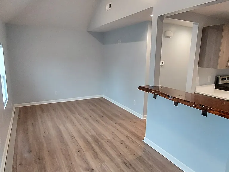 4513 Apache St — Photo 12