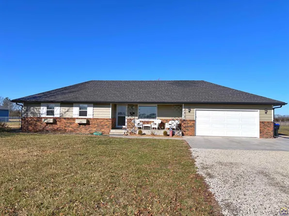 5635 SE Paulen Rd, Berryton, KS 66409