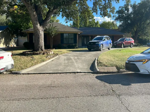 9547 Val Verde St, Houston, TX 77063