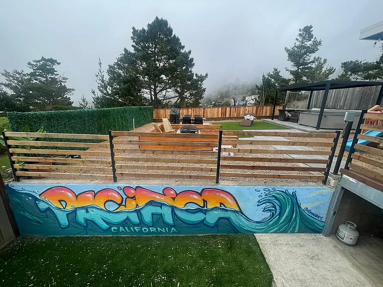 Manor Dr — Photo 11