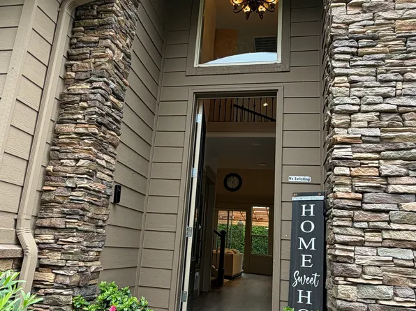 12986 SE Almond Ct, Clackamas, OR 97015