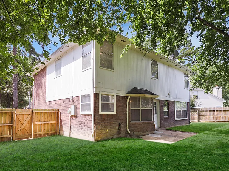9210 Towne Terrace Dr — Photo 38