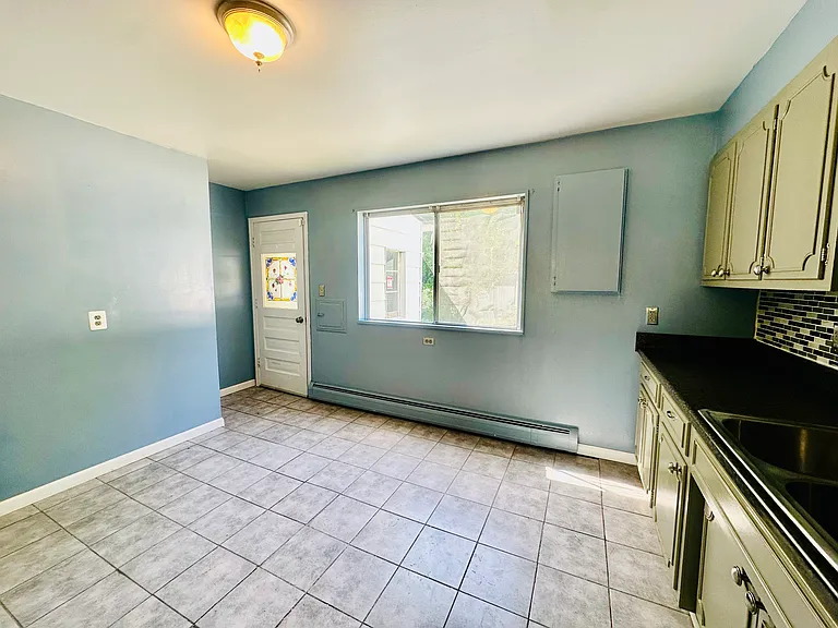 14948 Chesterfield Ave — Photo 12