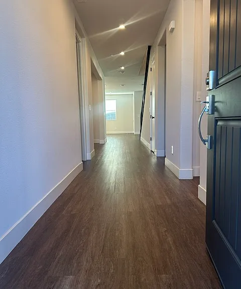 99 Jagla St — Photo 8