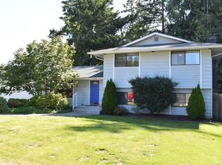 7923 W Glen Dr, Everett, WA 98203