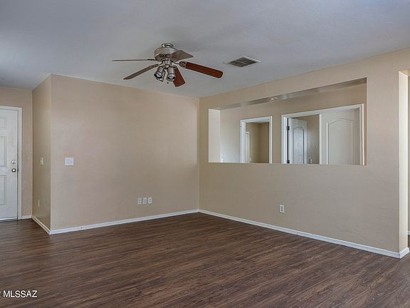 2nd image of 1558 W Beantree Ln
