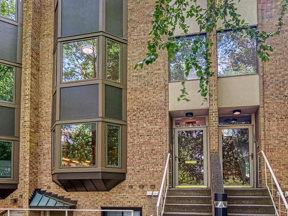 1st image of 1215 N Nash St #1