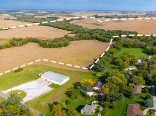 701 N 4th St, Elmwood, NE 68349