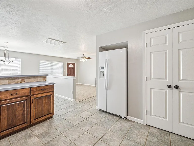 3613 Lazy Spring Dr — Photo 7