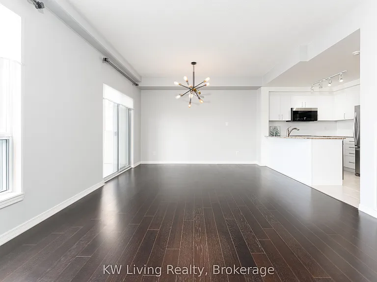 8 Maison Parc Ct #703 — Photo 6