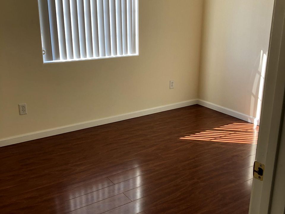 1st image of 3048 Perlita Ave