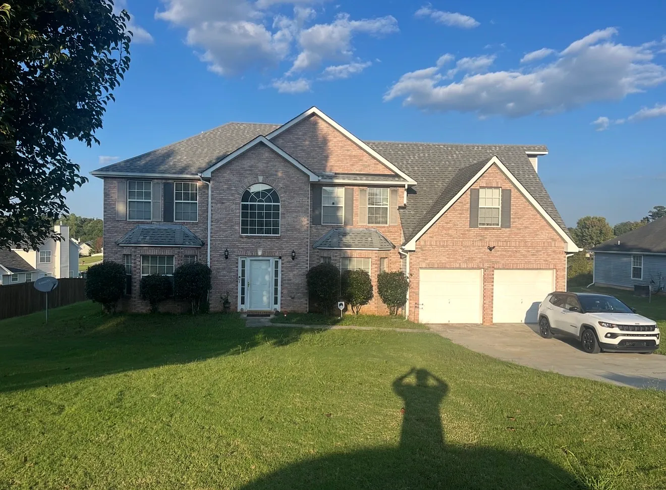 5 bed, 3184 sqft, $2,600 — Photo 1