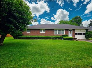 2935 Meadowbrook Dr, Point Pleasant, WV 25550