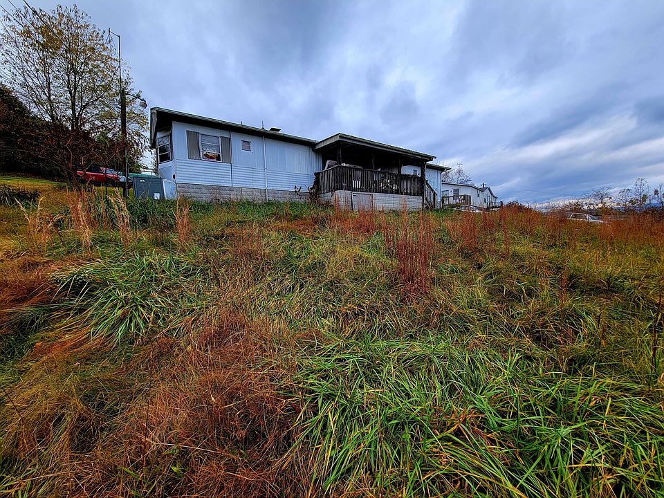 26 Penland St, Castlewood, VA 24224 MLS 9944998 Zillow