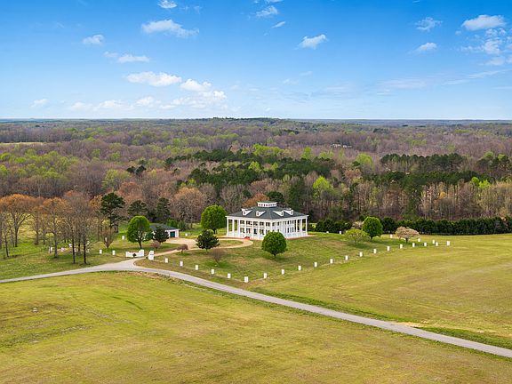 3rd image of 99 Posey Cir