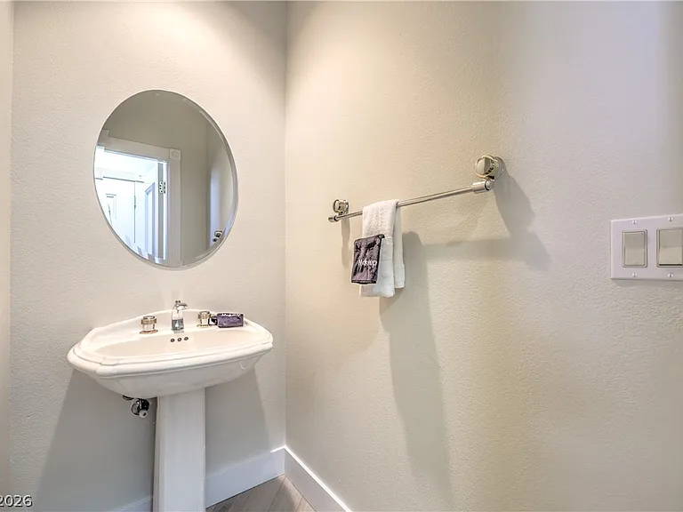 7520 Captains Harbor Dr — Photo 39