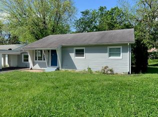 8 Signal Park Ln, Belleville, IL