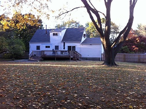 2nd image of 374 Clay Pitts Rd