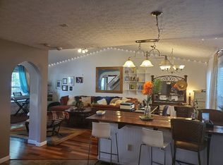 4259 Oak Mill Dr, Columbus, OH 43207