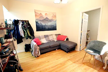 Rented by Elite NY Holdings