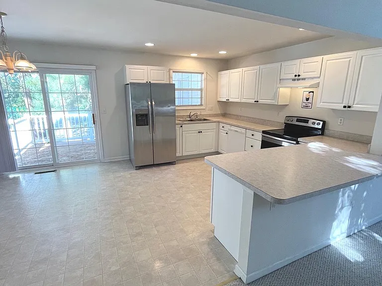 921 S Talbot St #C — Photo 24