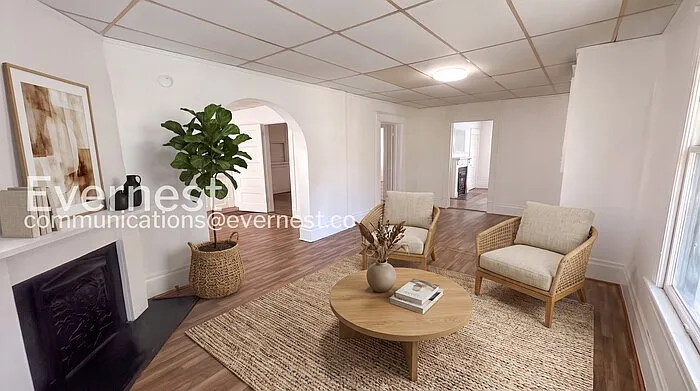 2 bed, 1.0 bath, 1516 sqft, $1,195 — Photo 2