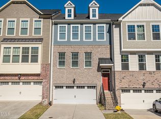 904 Dalton Ridge Pl, Apex, NC 27523