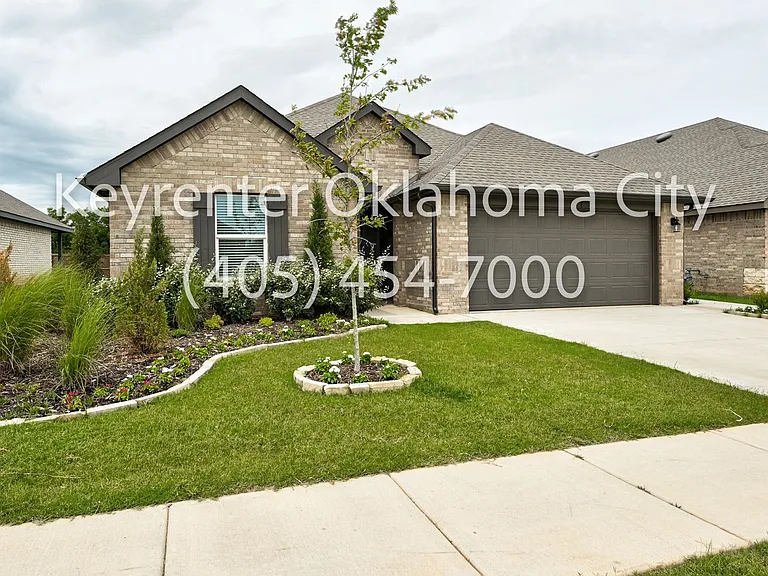 2809 Tracys Mnr — Photo 3